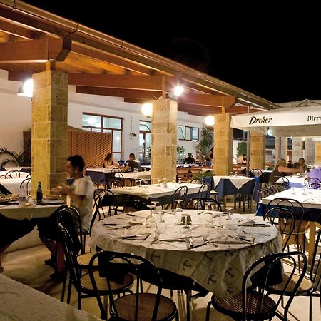 Camping Villaggio Santa Maria Di Leuca 加利亚诺德尔卡波 外观 照片