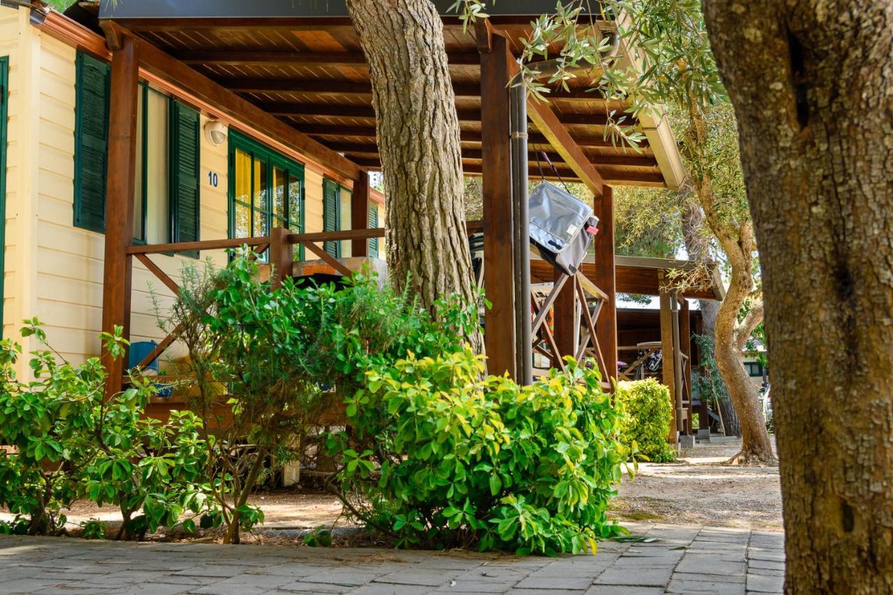 Camping Villaggio Santa Maria Di Leuca 加利亚诺德尔卡波 外观 照片