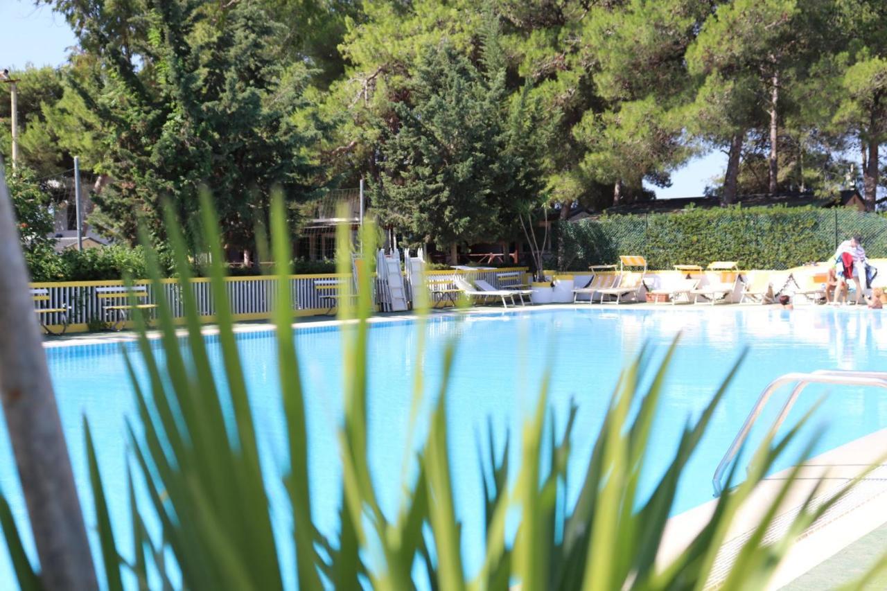 Camping Villaggio Santa Maria Di Leuca 加利亚诺德尔卡波 外观 照片